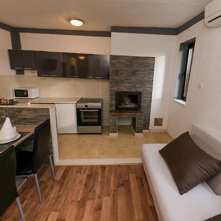 Apartments Vukman Trogir Exteriör bild