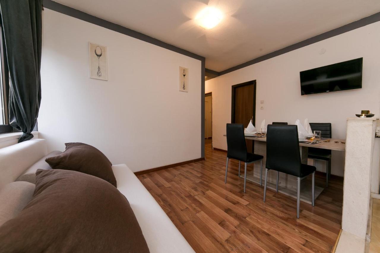 Apartments Vukman Trogir Exteriör bild